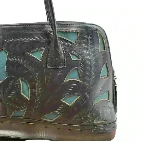 Leaders In Leather Black Hand Tooled Vtg Lined Shoulder Bag Made in Paraguay. - Picture 8 of 12